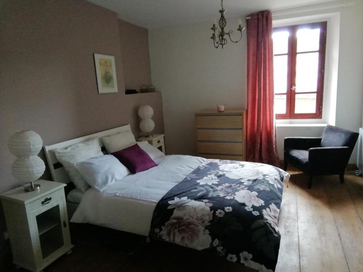 Bed and Breakfast Aux Douces Nuits De Rivel Exteriér fotografie